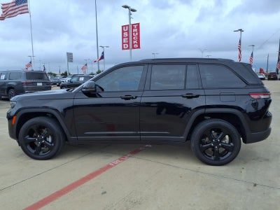 2023 Jeep Grand Cherokee Altitude W/SUNROOF