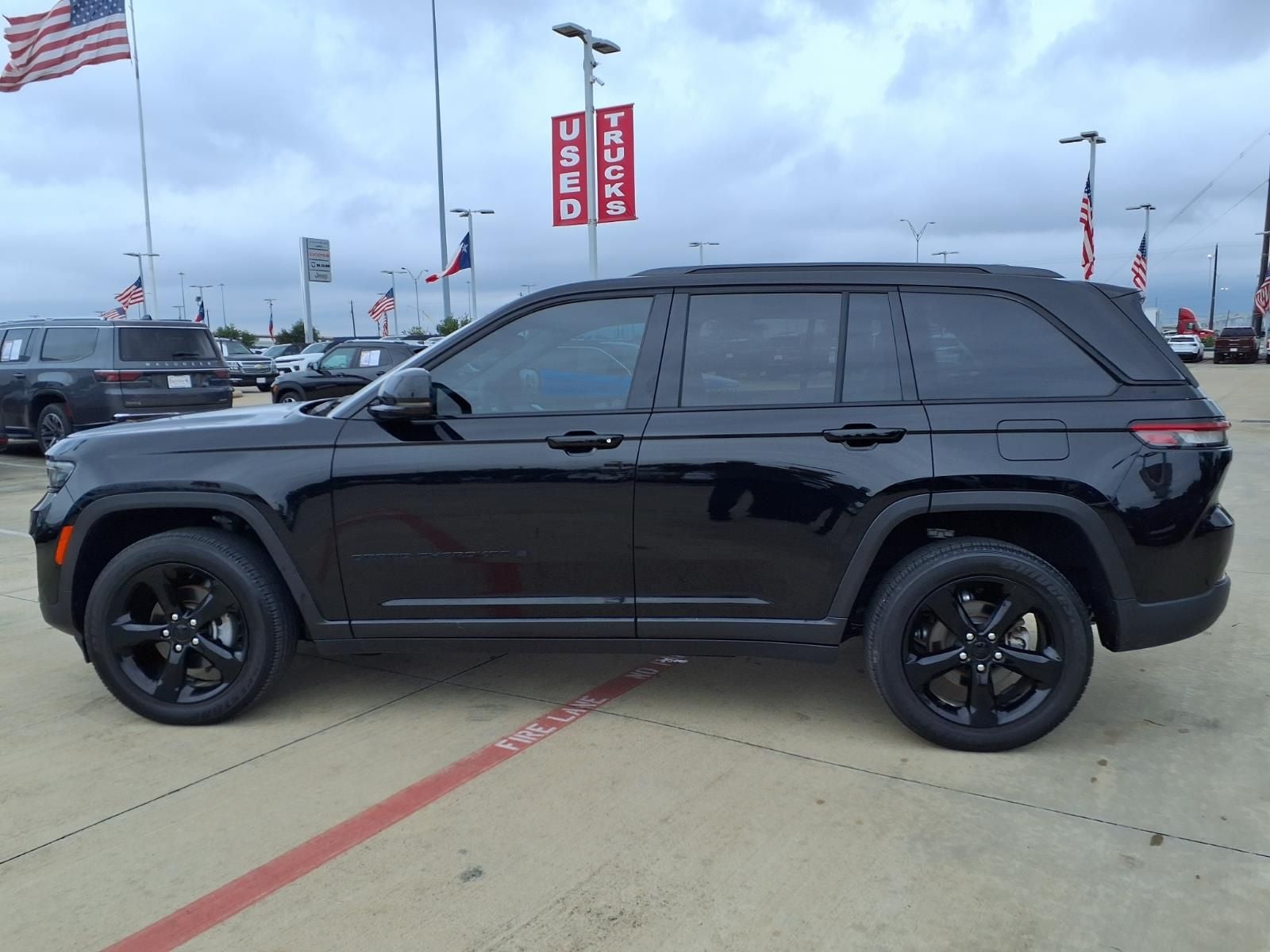 2023 Jeep Grand Cherokee Altitude W/SUNROOF