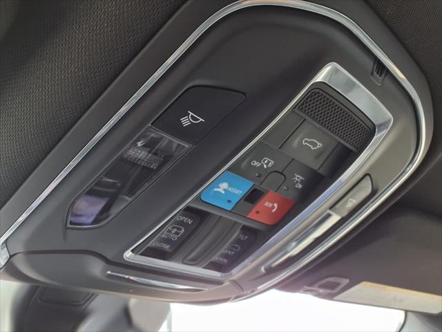 2023 Jeep Grand Cherokee Altitude W/SUNROOF