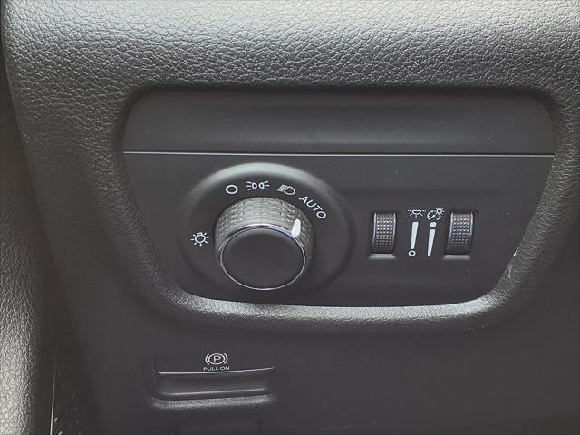 2023 Jeep Grand Cherokee Altitude W/SUNROOF