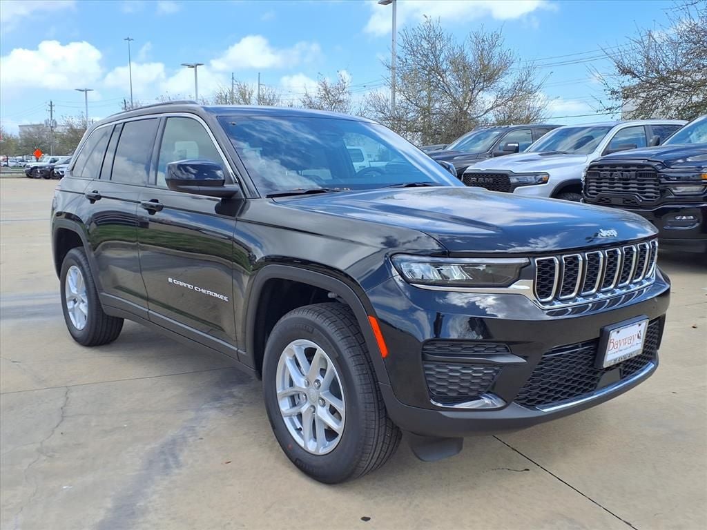 2026 Jeep Grand Cherokee Laredo