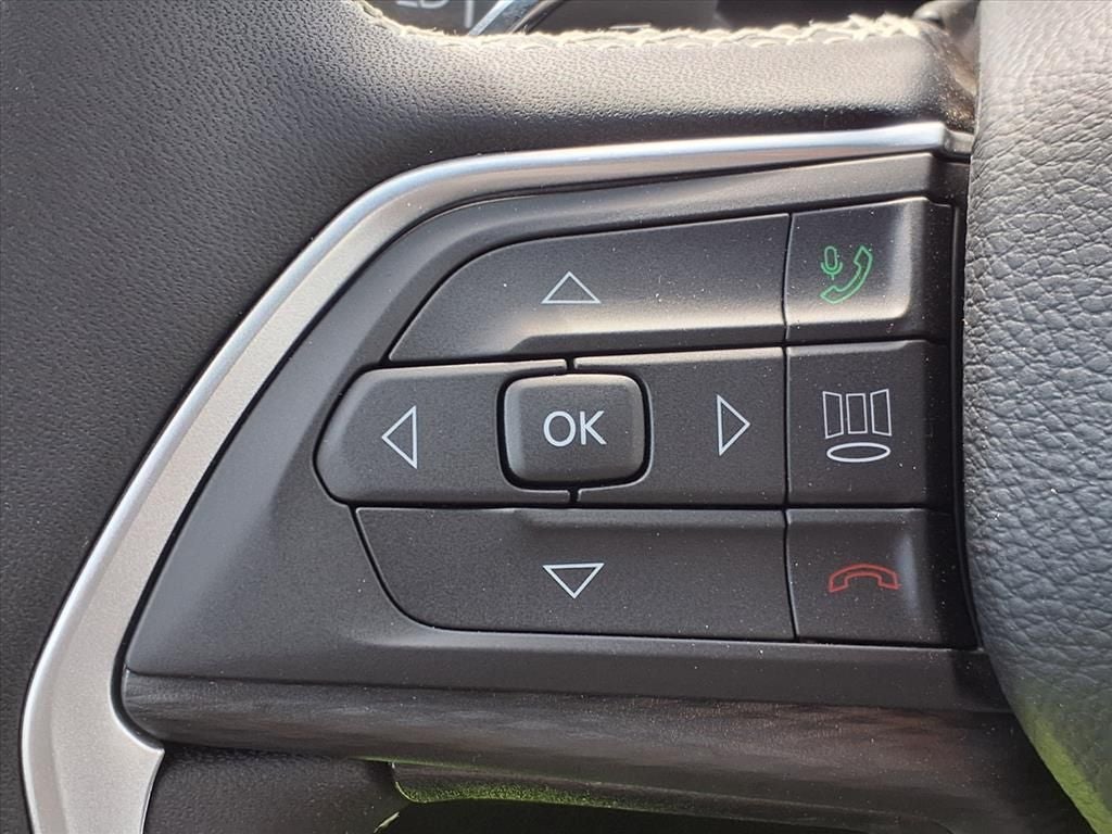 2026 Jeep Grand Cherokee Laredo