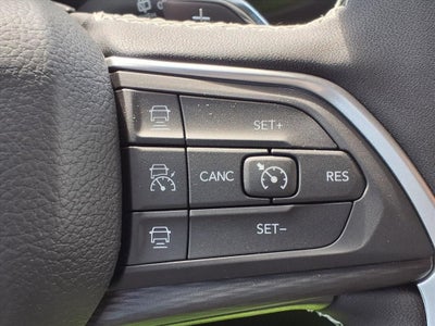 2026 Jeep Grand Cherokee Laredo