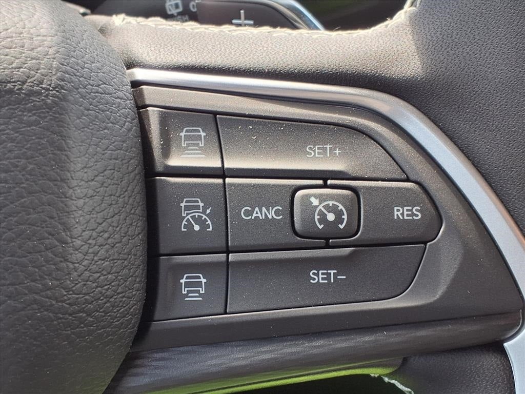 2026 Jeep Grand Cherokee Laredo