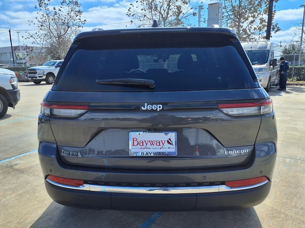 2025 Jeep Grand Cherokee Laredo