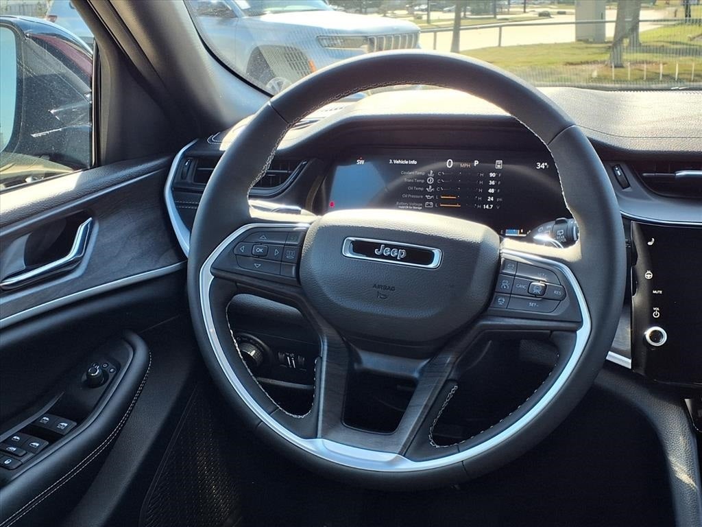 2026 Jeep Grand Cherokee Laredo