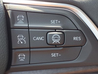 2026 Jeep Grand Cherokee Laredo