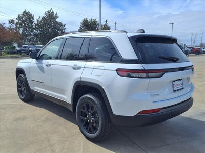 2026 Jeep Grand Cherokee Laredo