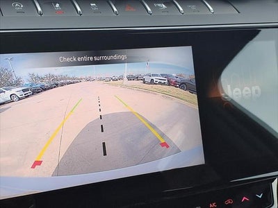 2026 Jeep Grand Cherokee Laredo