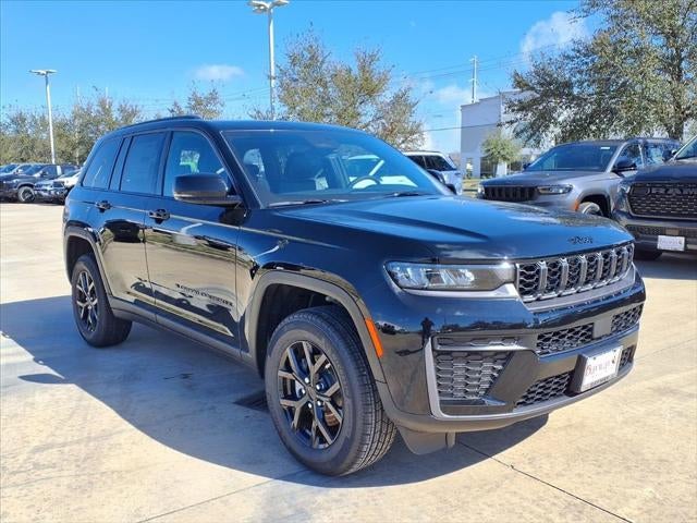 2026 Jeep Grand Cherokee Laredo