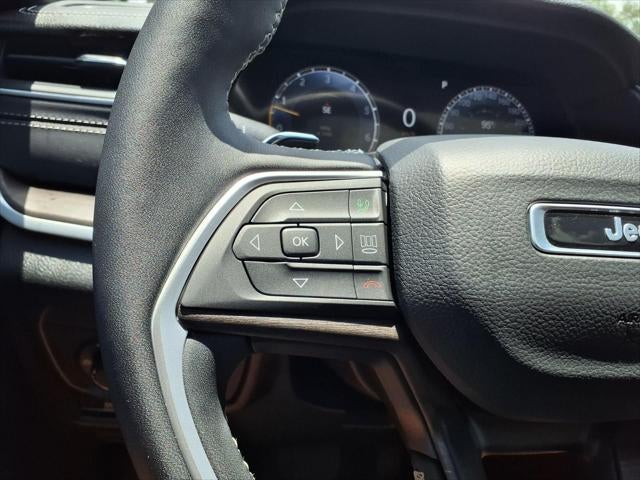 2025 Jeep Grand Cherokee Limited 4X4 BLACKOUT