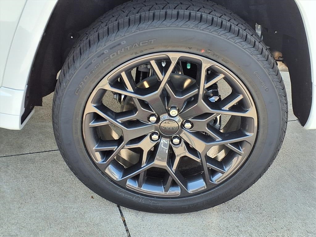 2025 Jeep Grand Cherokee Summit