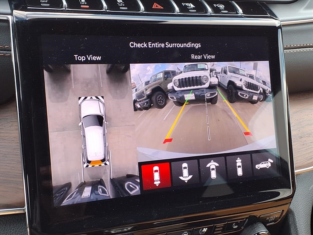 2025 Jeep Grand Cherokee Summit