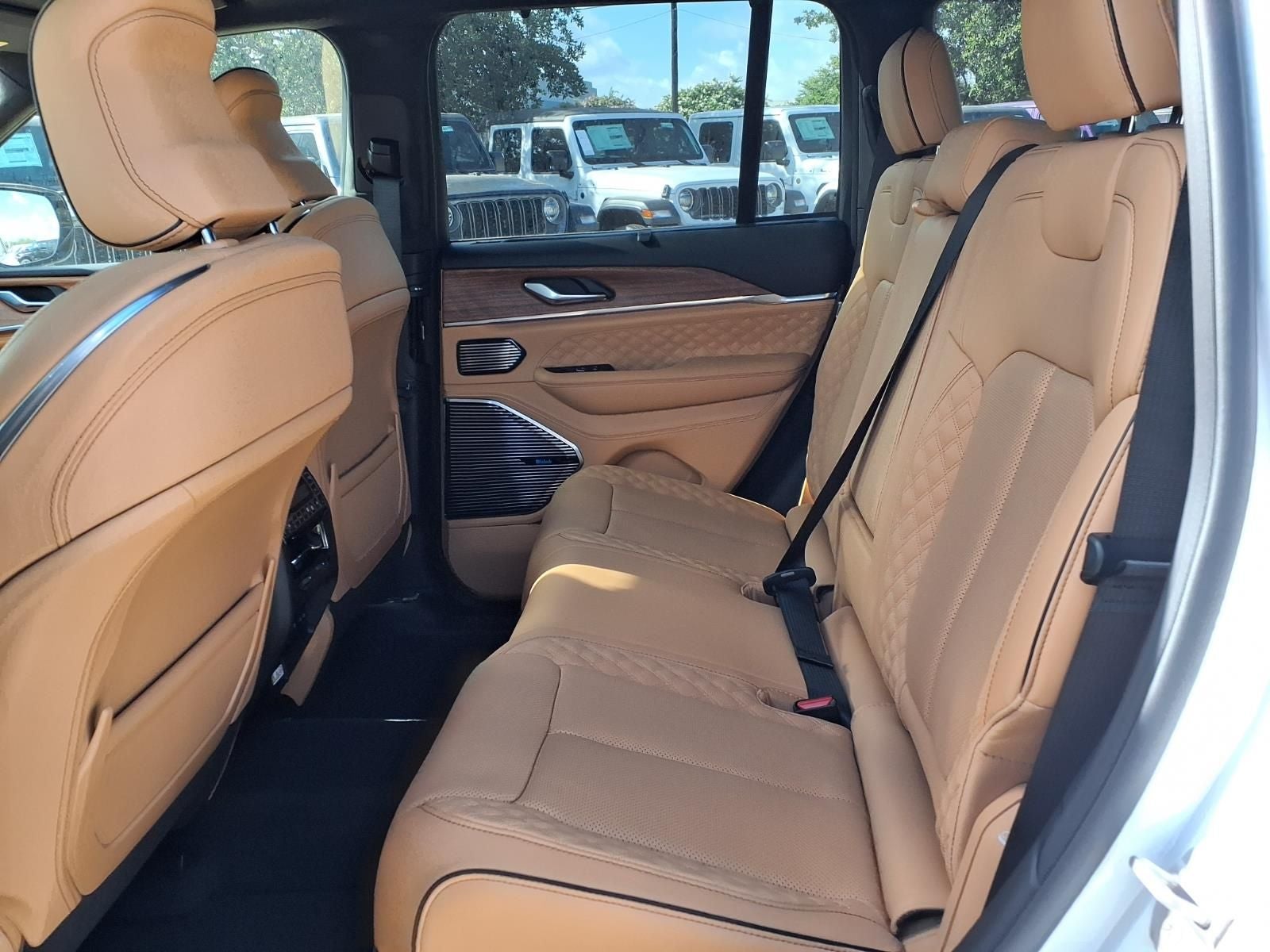 2026 Jeep Grand Cherokee Summit