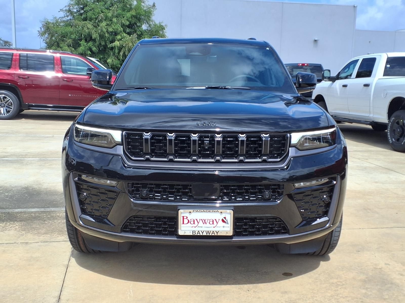 2026 Jeep Grand Cherokee Summit