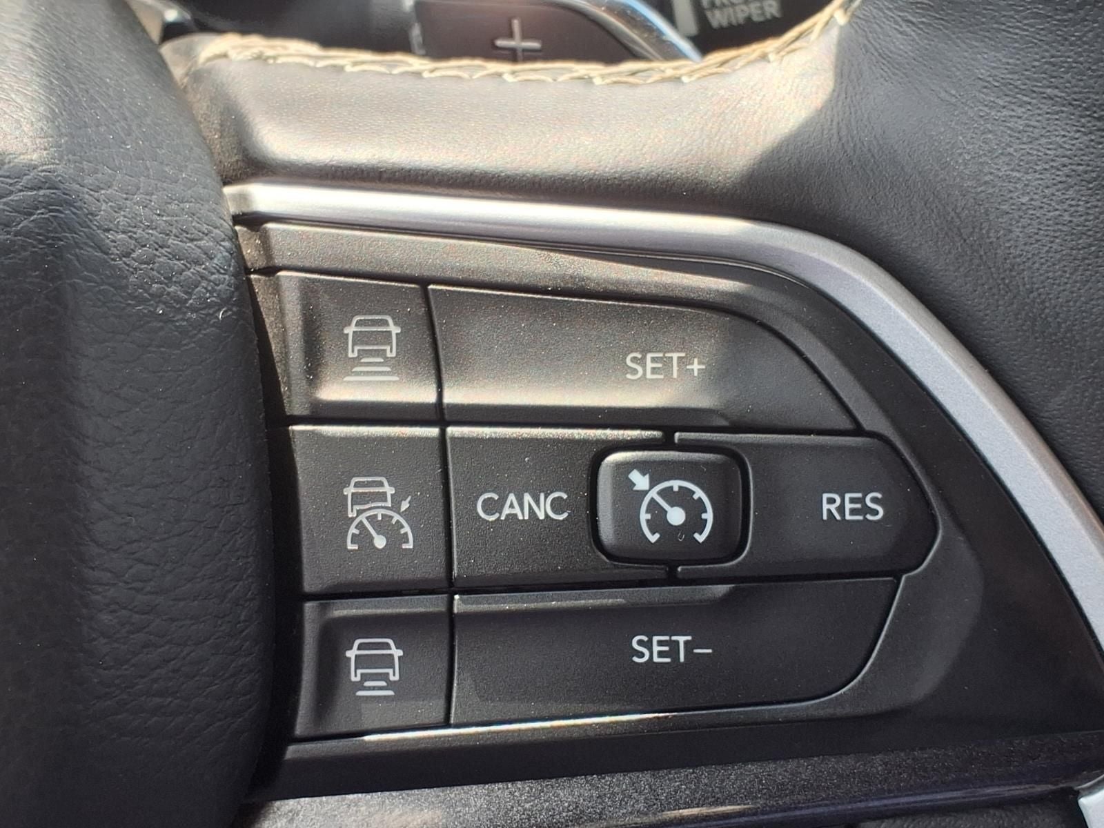 2021 Jeep Grand Cherokee L Laredo LUXURY TECH I PKG