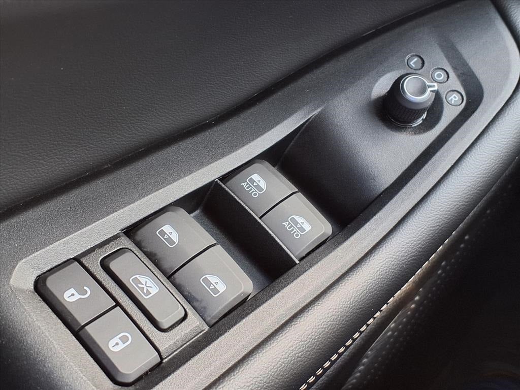 2023 Jeep Grand Cherokee L Laredo APPLE CARPLAY & ANDROID AUTO