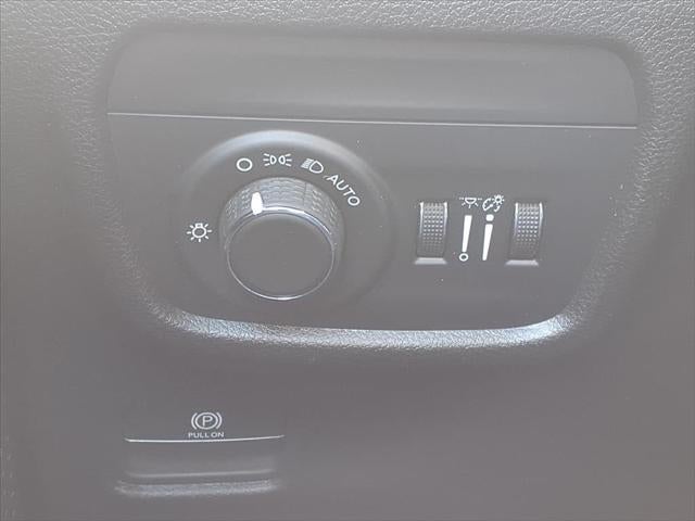 2023 Jeep Grand Cherokee L Laredo APPLE CARPLAY & ANDROID AUTO