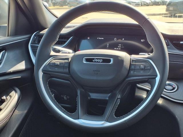 2027 Jeep Grand Cherokee L Laredo