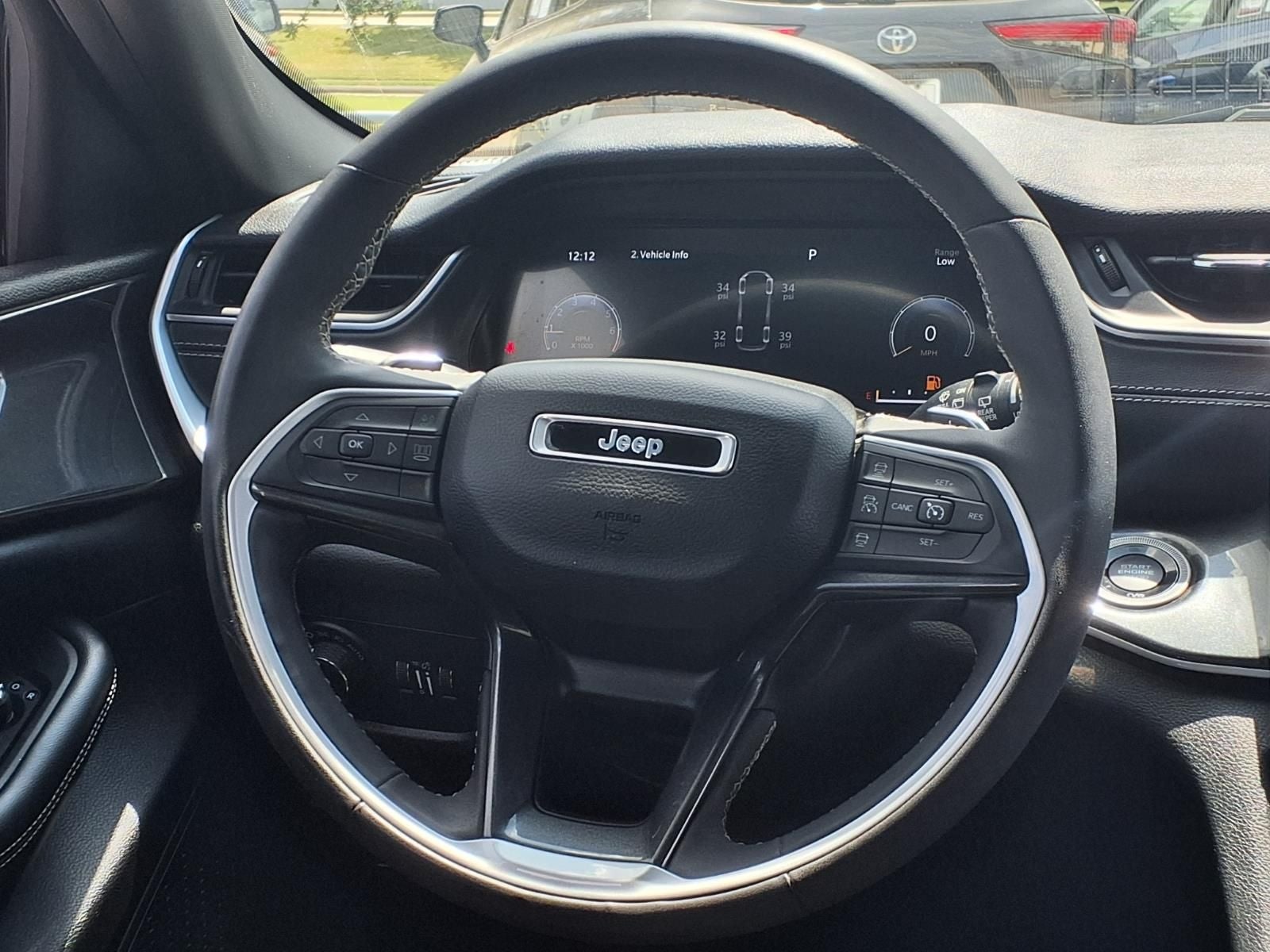 2023 Jeep Grand Cherokee L Altitude APPEARANCE PKG