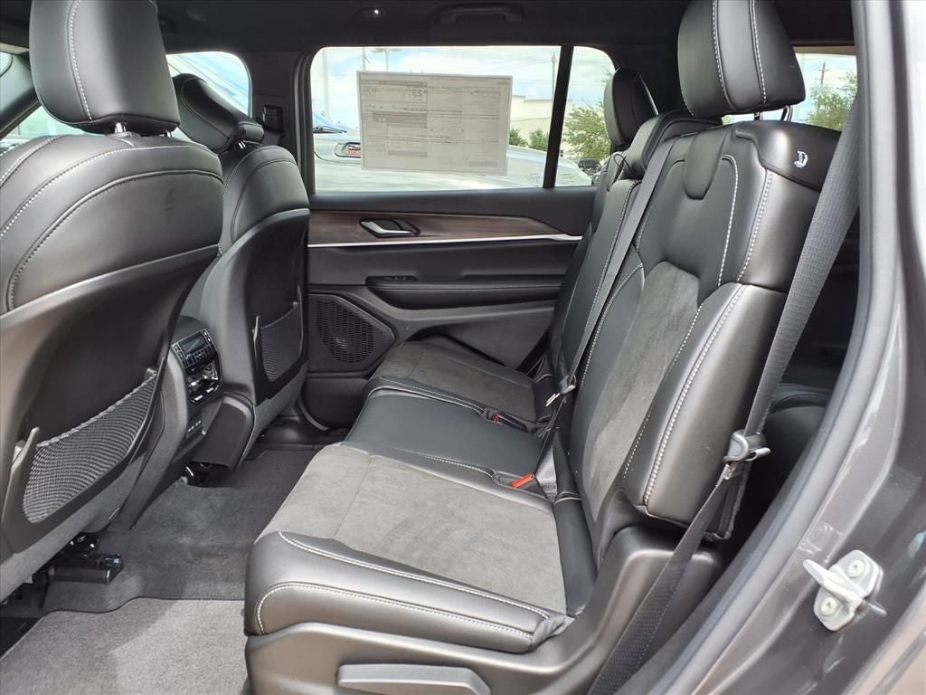 2026 Jeep Grand Cherokee L Laredo
