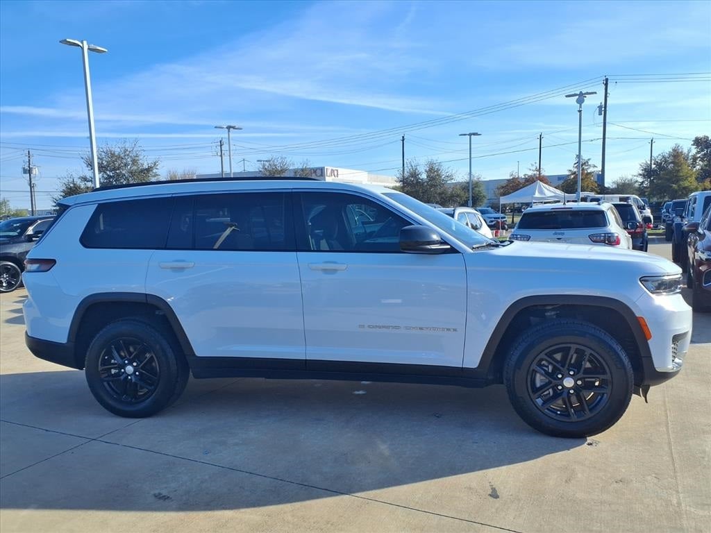 2025 Jeep Grand Cherokee L Laredo X 4X4