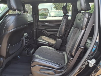 2023 Jeep Grand Cherokee L Altitude 4X4 SUNROOF