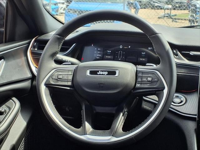 2023 Jeep Grand Cherokee L Altitude 4X4 SUNROOF