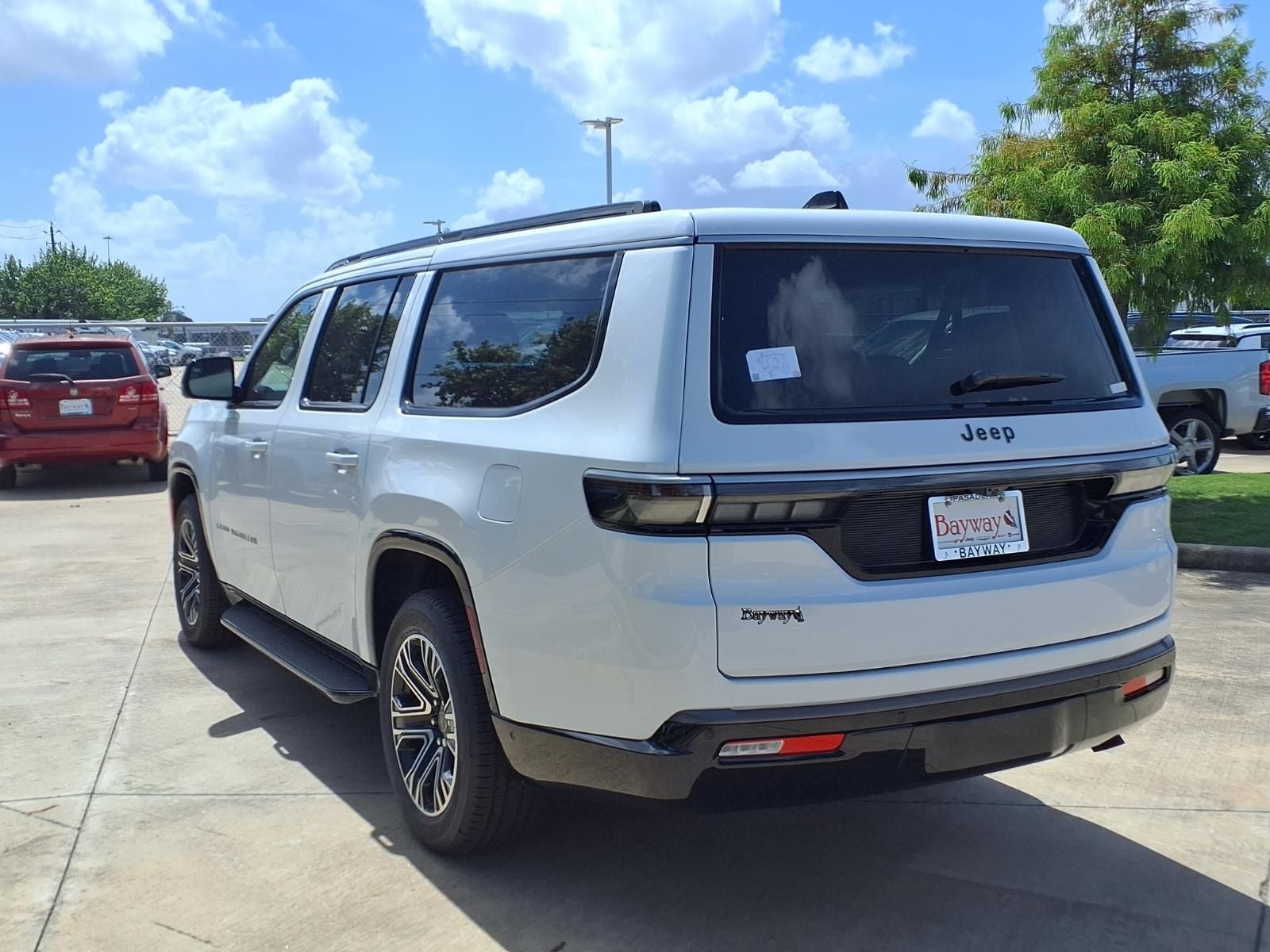 2026 Jeep Grand Wagoneer 4x2