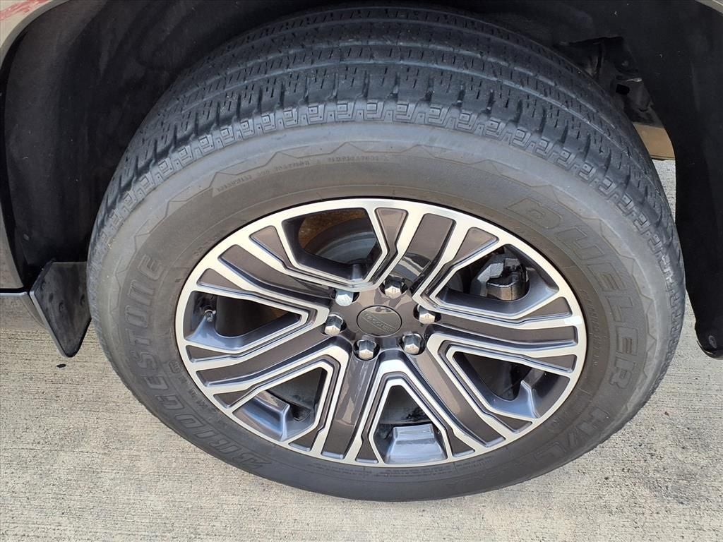 2024 Jeep Wagoneer L Series II BLIND-SPOT & PARKSENSE­®