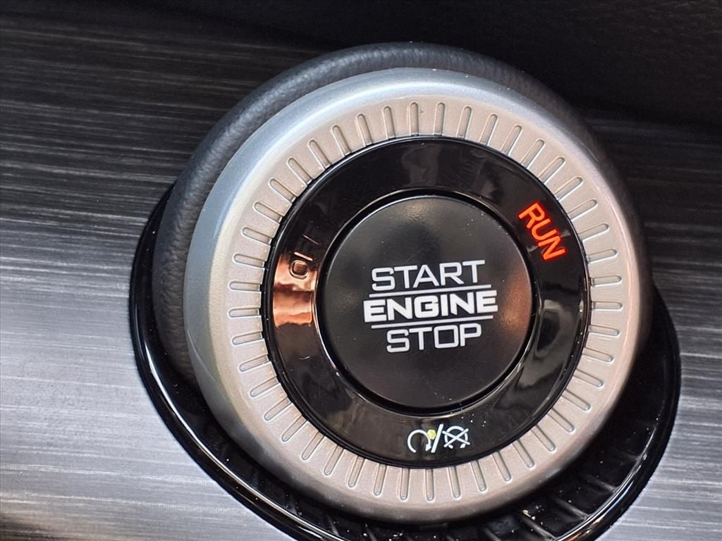 2024 Jeep Wagoneer L Series III