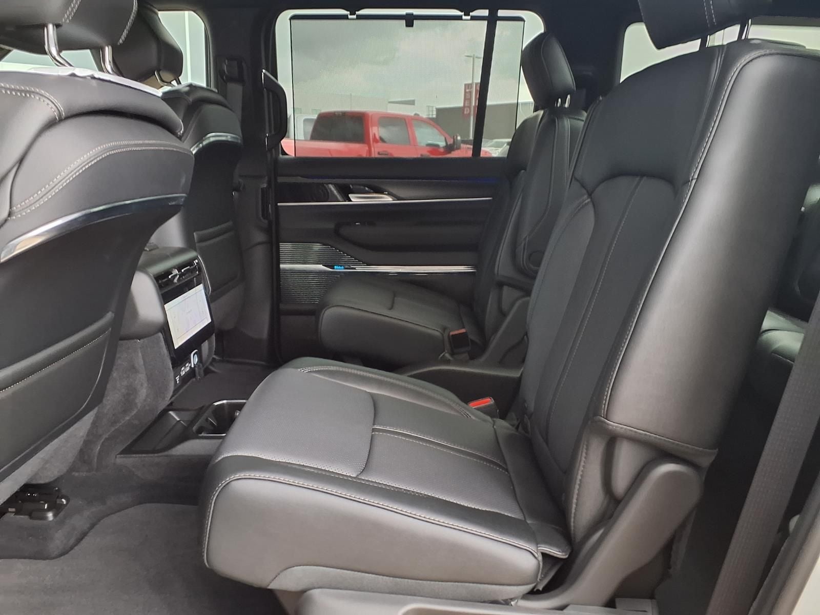 2026 Jeep Grand Wagoneer L Summit Obsidian
