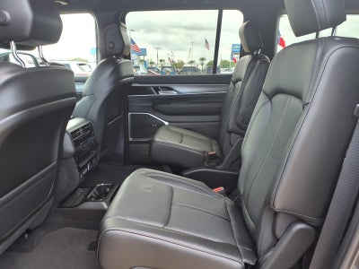 2026 Jeep Grand Wagoneer 4x2