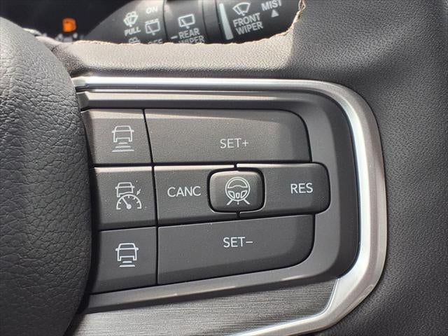 2026 Jeep Grand Wagoneer 4x2