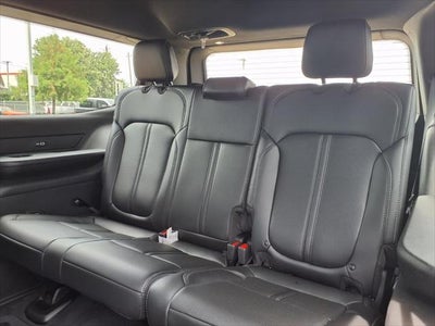 2026 Jeep Grand Wagoneer 4x2