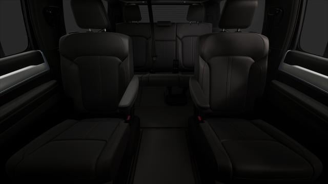 2026 Jeep Grand Wagoneer 4x2