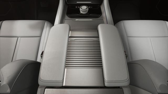 2026 Jeep Grand Wagoneer 4x2