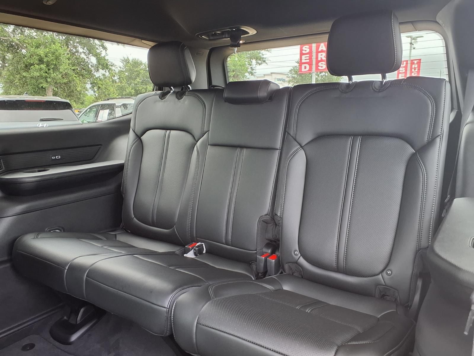 2026 Jeep Grand Wagoneer 4x2