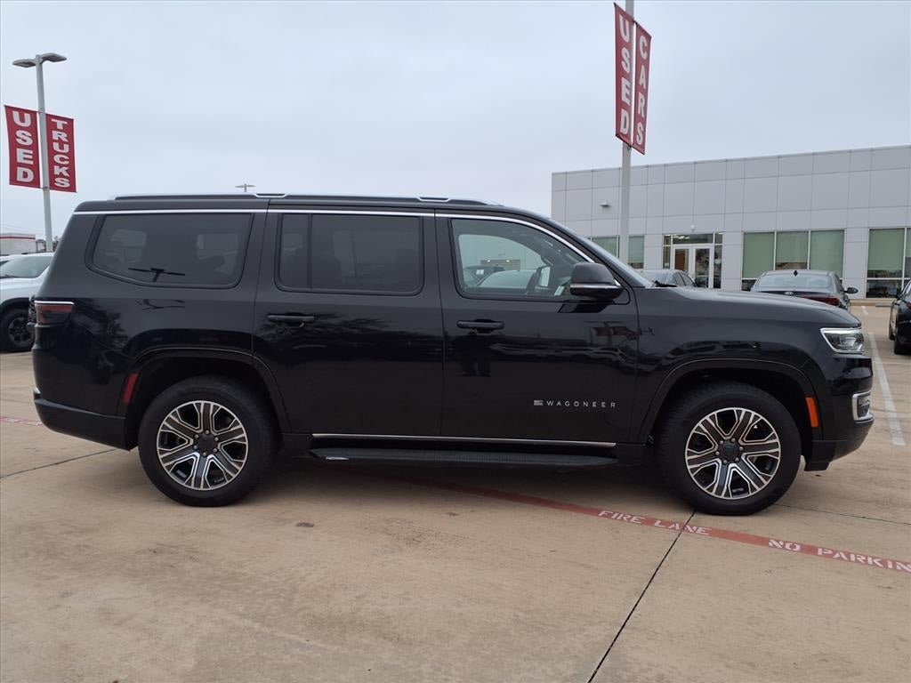 2024 Jeep Wagoneer Series II 2ND-ROW SEATING GROUP