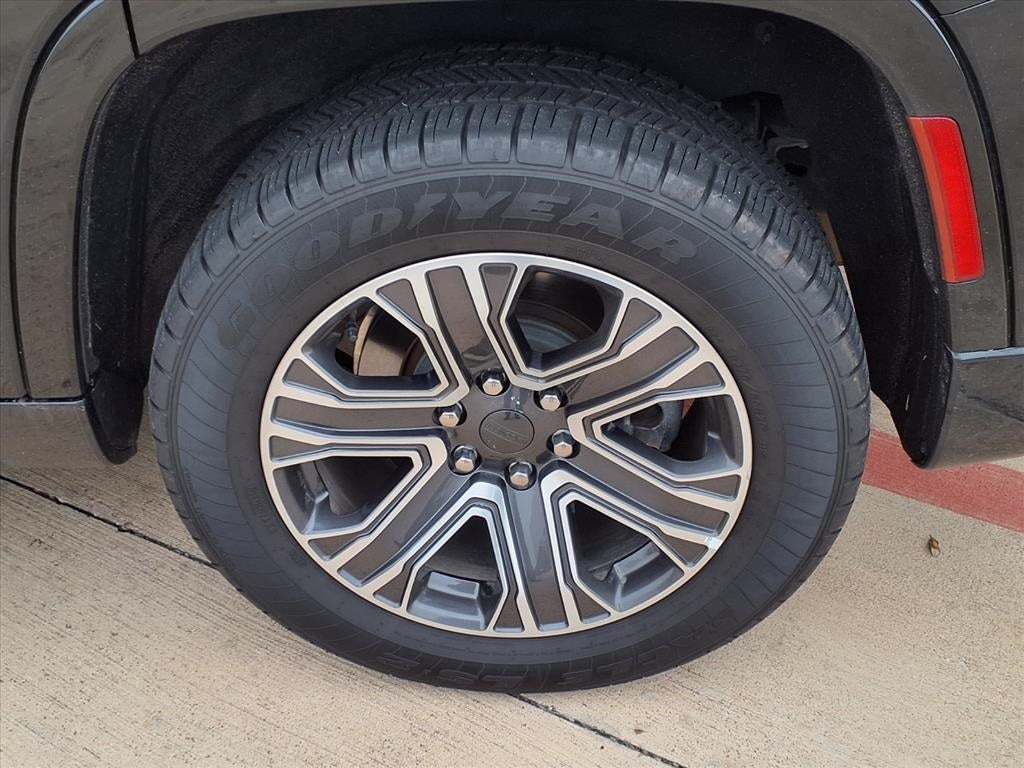 2024 Jeep Wagoneer Series II 2ND-ROW SEATING GROUP