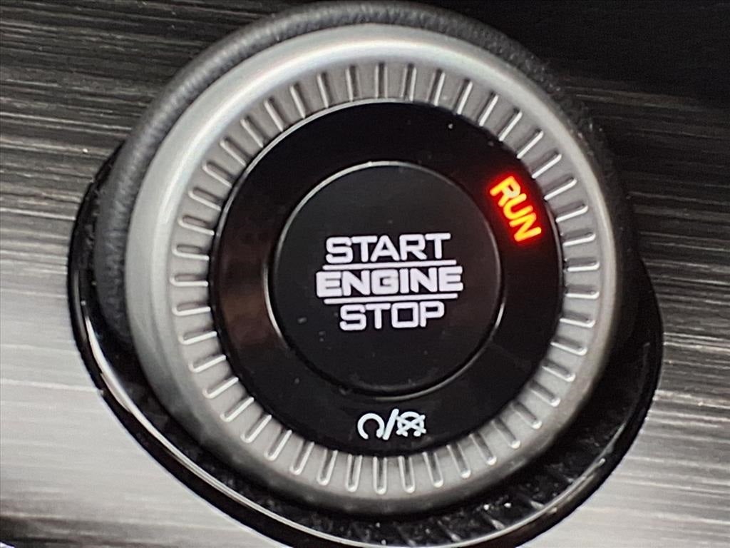 2024 Jeep Wagoneer Series II 2ND-ROW SEATING GROUP