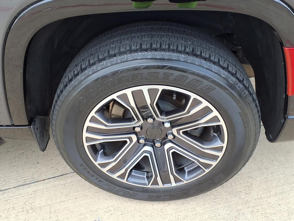 2024 Jeep Wagoneer Series II PARKSENSE® & BLIND-SPOT