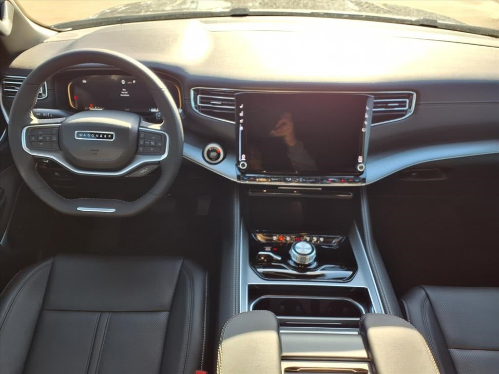 2025 Jeep Wagoneer Base