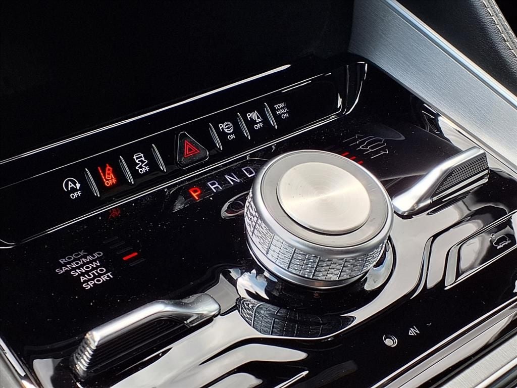 2026 Jeep Grand Wagoneer Upland