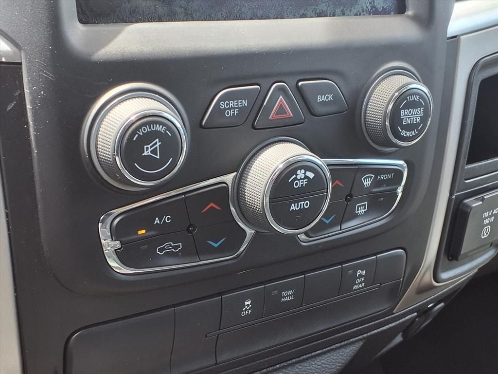 2020 RAM 1500 Classic Warlock LUXURY PKG