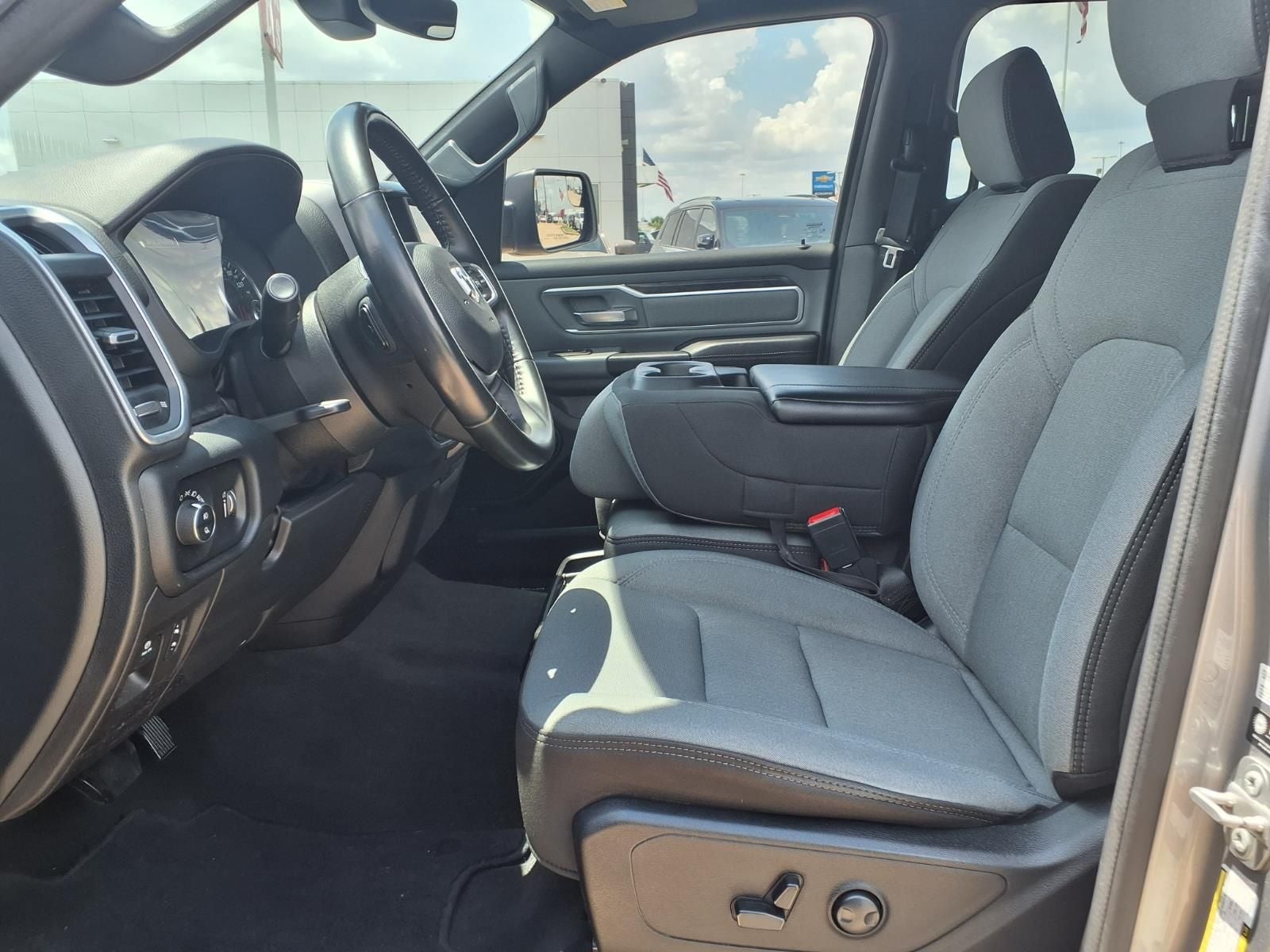 2022 RAM RAM 1500 Big Horn/Lone Star eTORQUE