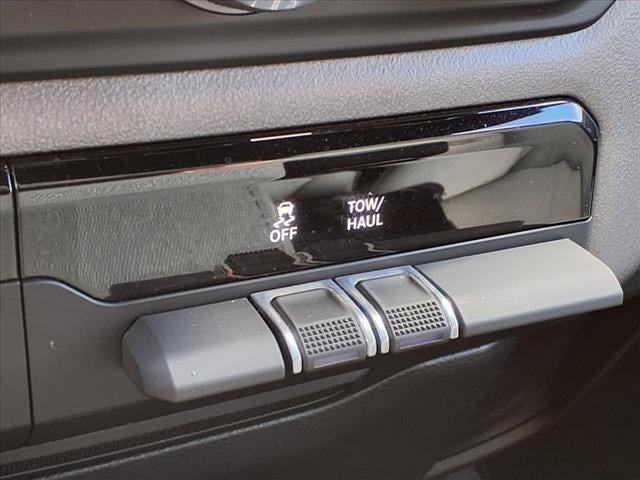 2022 RAM RAM 1500 Big Horn/Lone Star eTORQUE