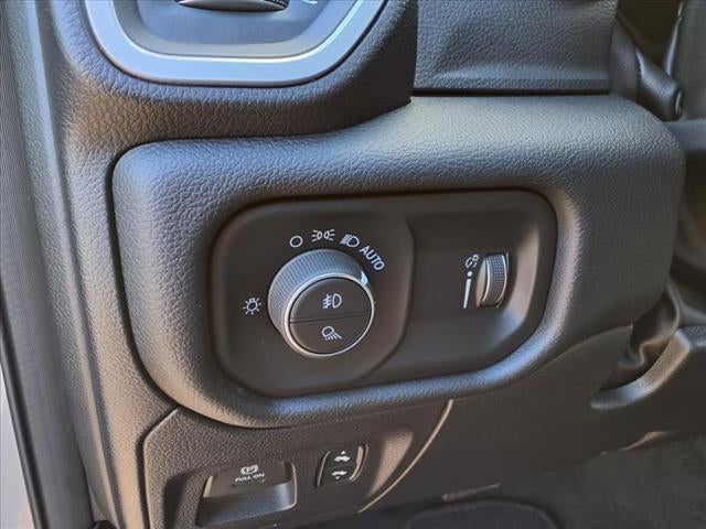 2022 RAM RAM 1500 Big Horn/Lone Star eTORQUE