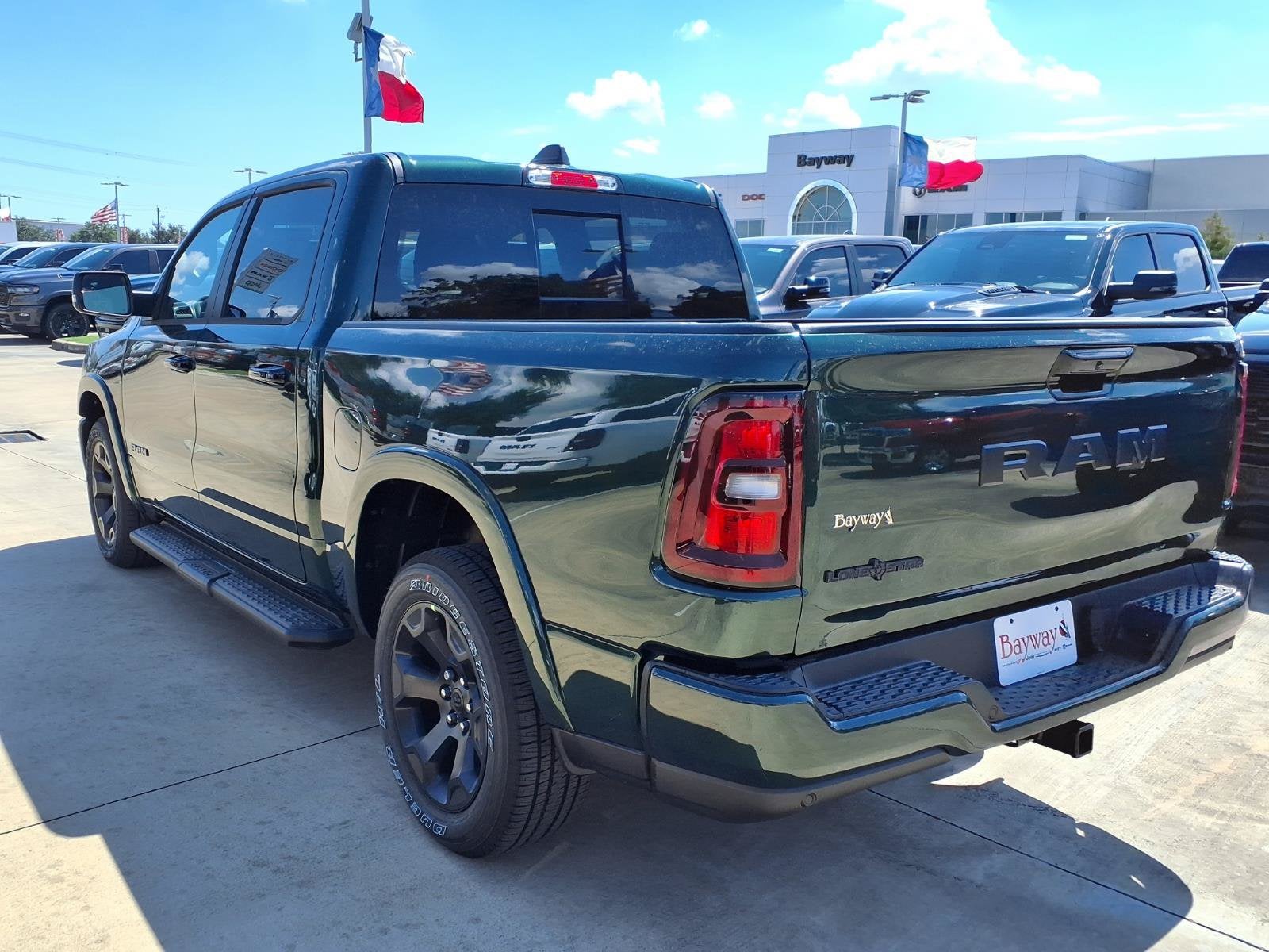 2027 RAM 1500 Big Horn/Lone Star