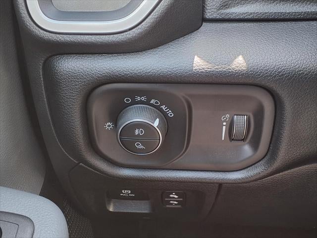 2022 RAM 1500 Big Horn/Lone Star BIG HORN PKG